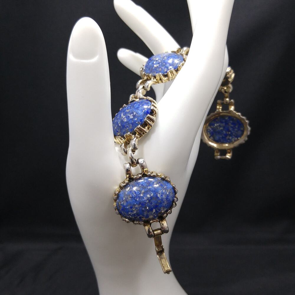 Vintage Blue Lucite Confetti Bracelet, Glitter Flakes, 1950s Jewelry